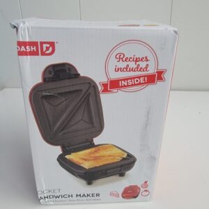 dash-pocket-sandwich-maker-red