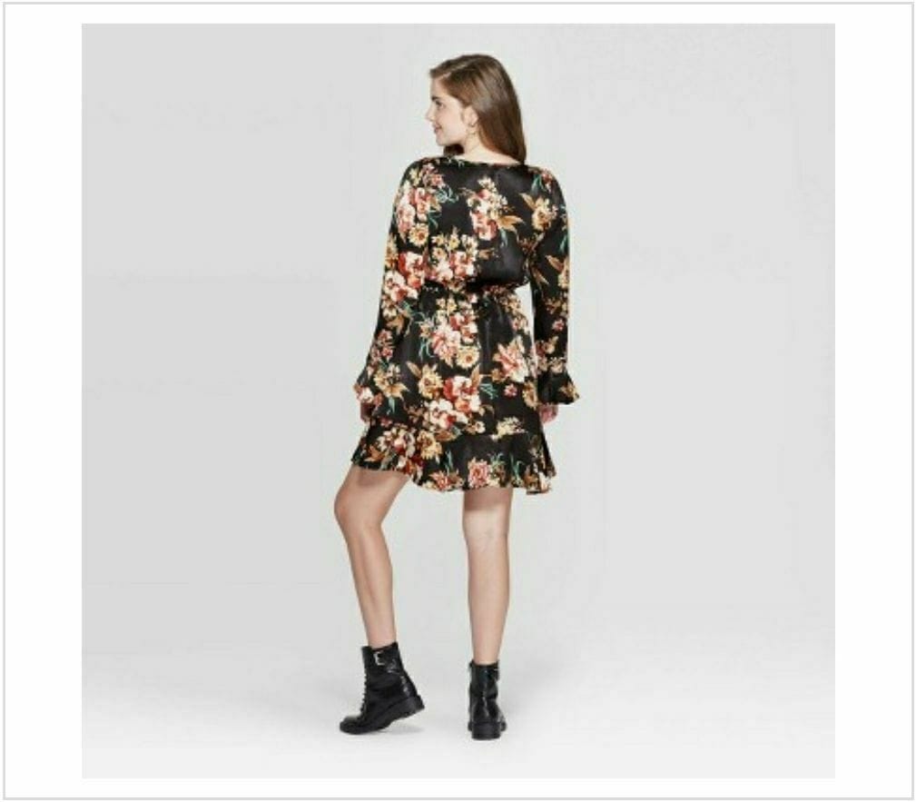 women-floral-print-long-sleeve-deep-v-neck-lace-trim-satin-wrap-mini-dress-xhilaration-black-medium