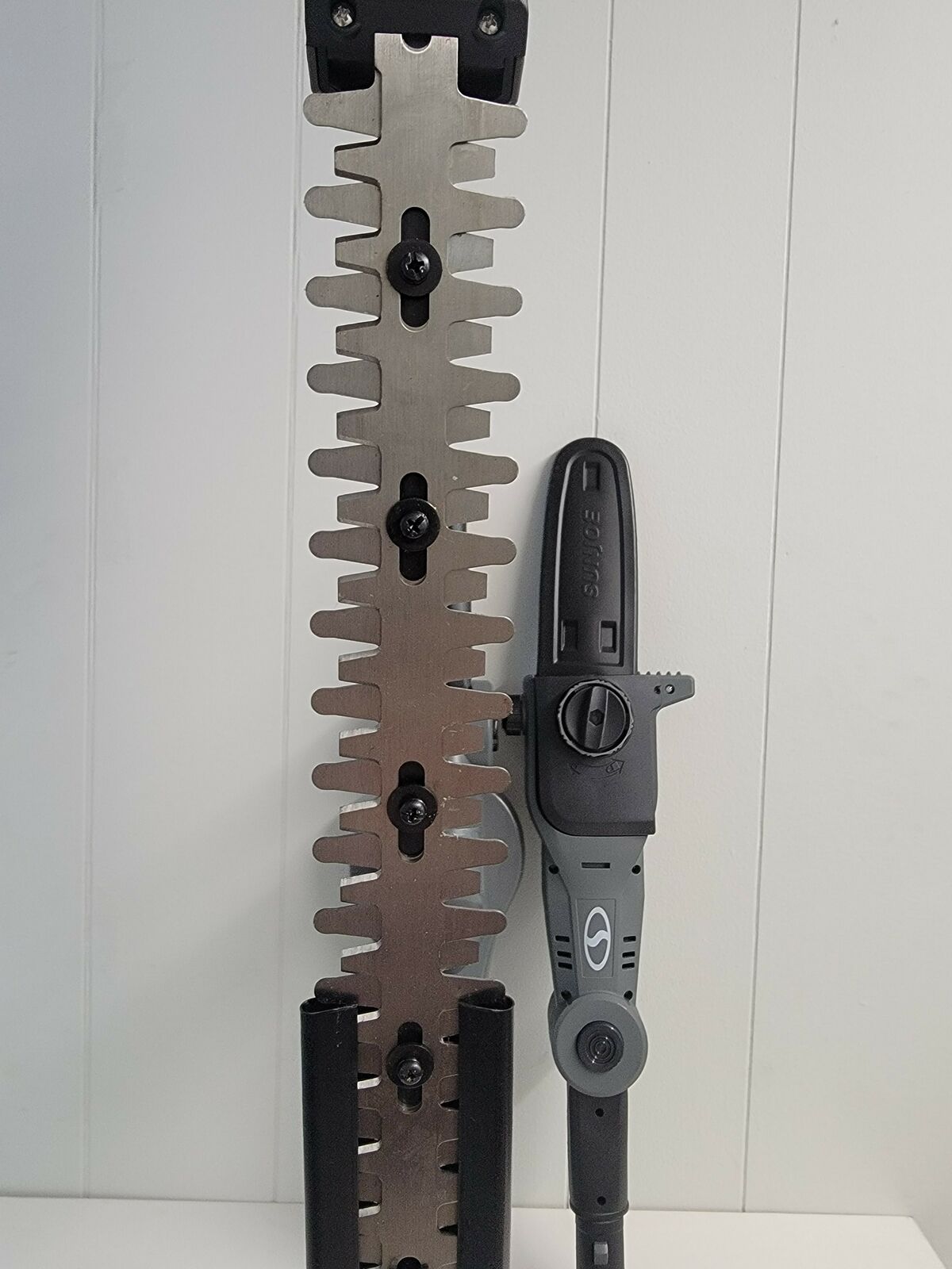 Sun-Joe-24V-3-in-1-Cordless-Blower-Pole-Saw-and-Hedge-Trimmer-Black-Used