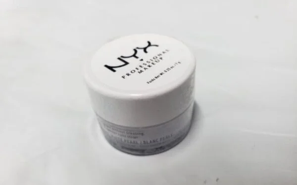 NYX Professional Makeup Eyeshadow Base