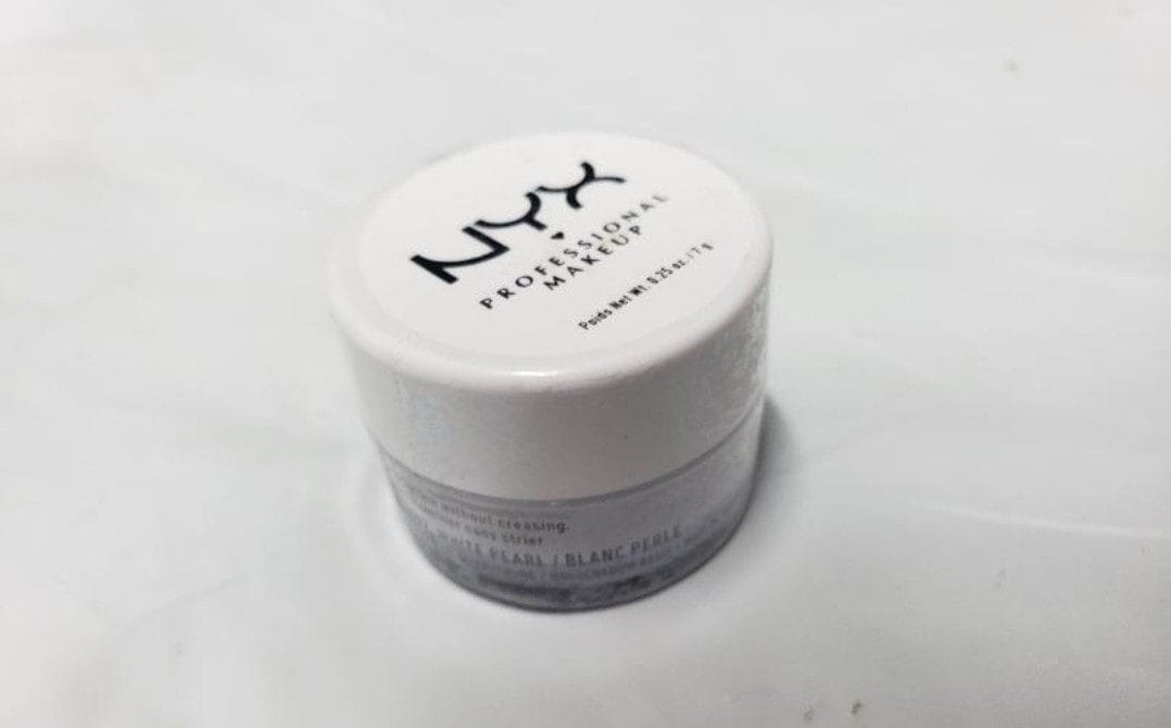 NYX Professional Makeup Eyeshadow Base NYX Professional Makeup Eyeshadow Base