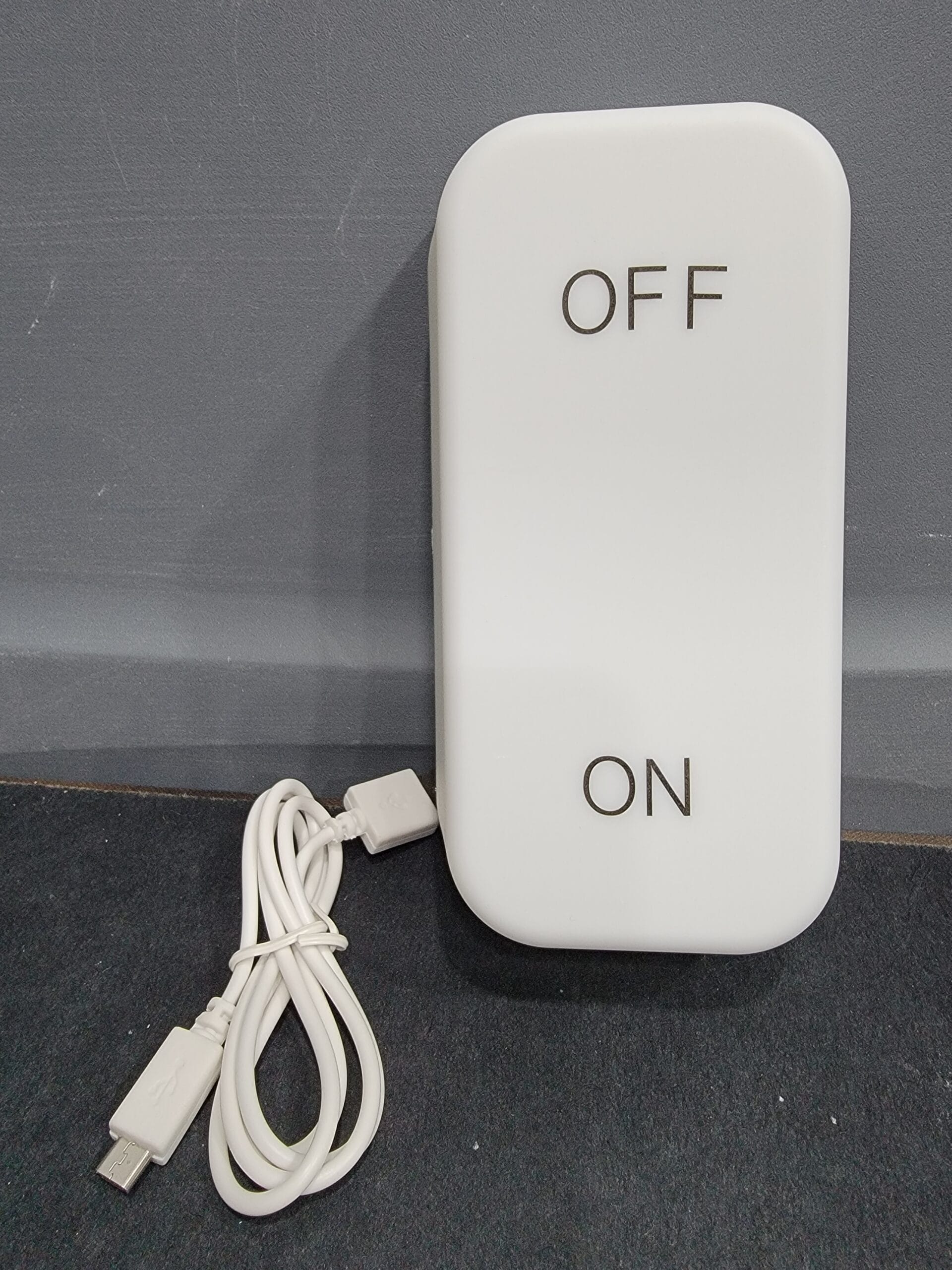 AD QUIRKY ROCK ON LIGHTS