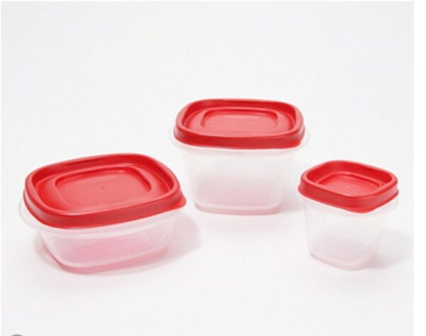 Rubbermaid 13-Piece Storage Set with Easy Find Lids.