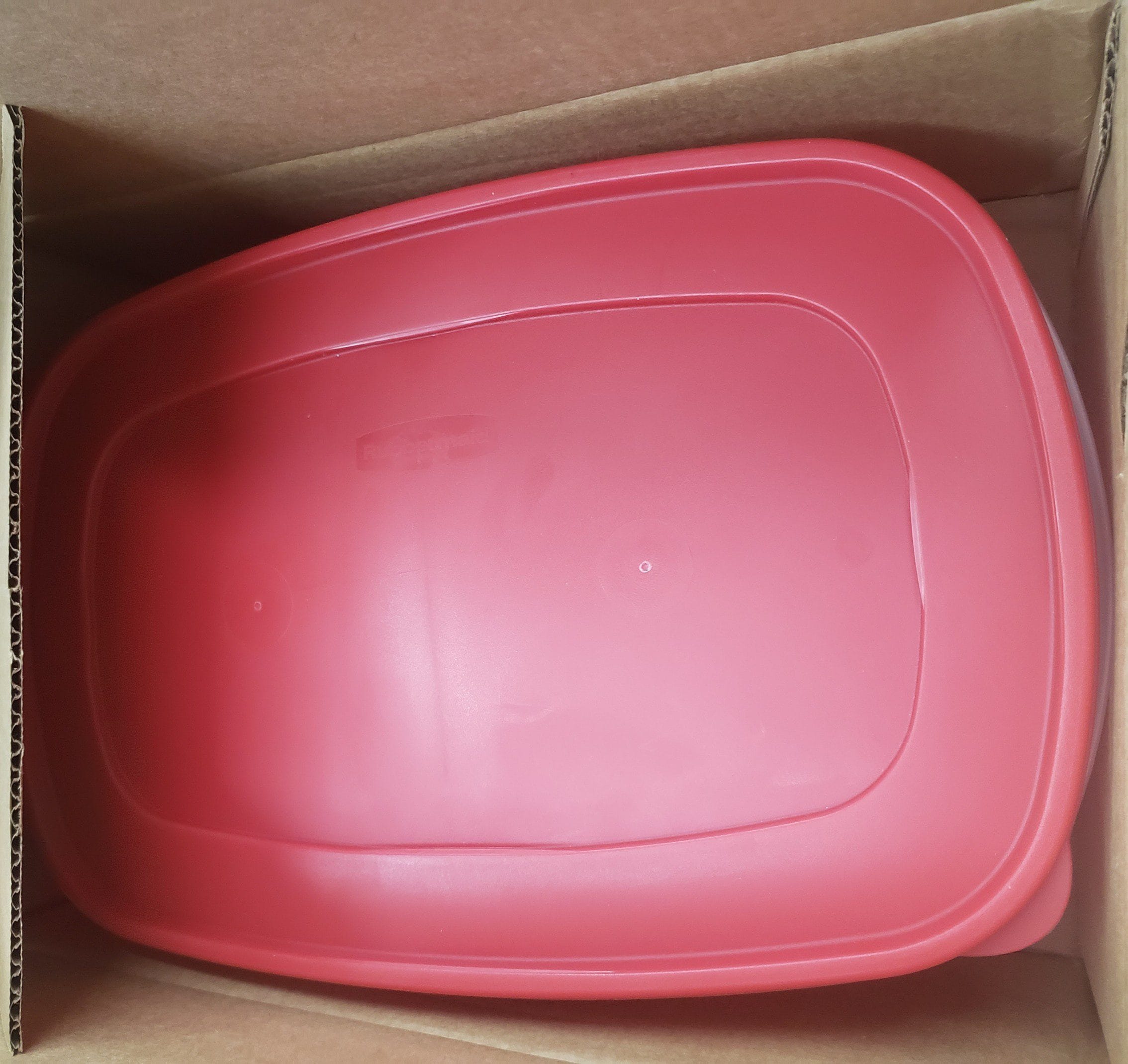 Rubbermaid 13-Piece Storage Set with Easy Find Lids.