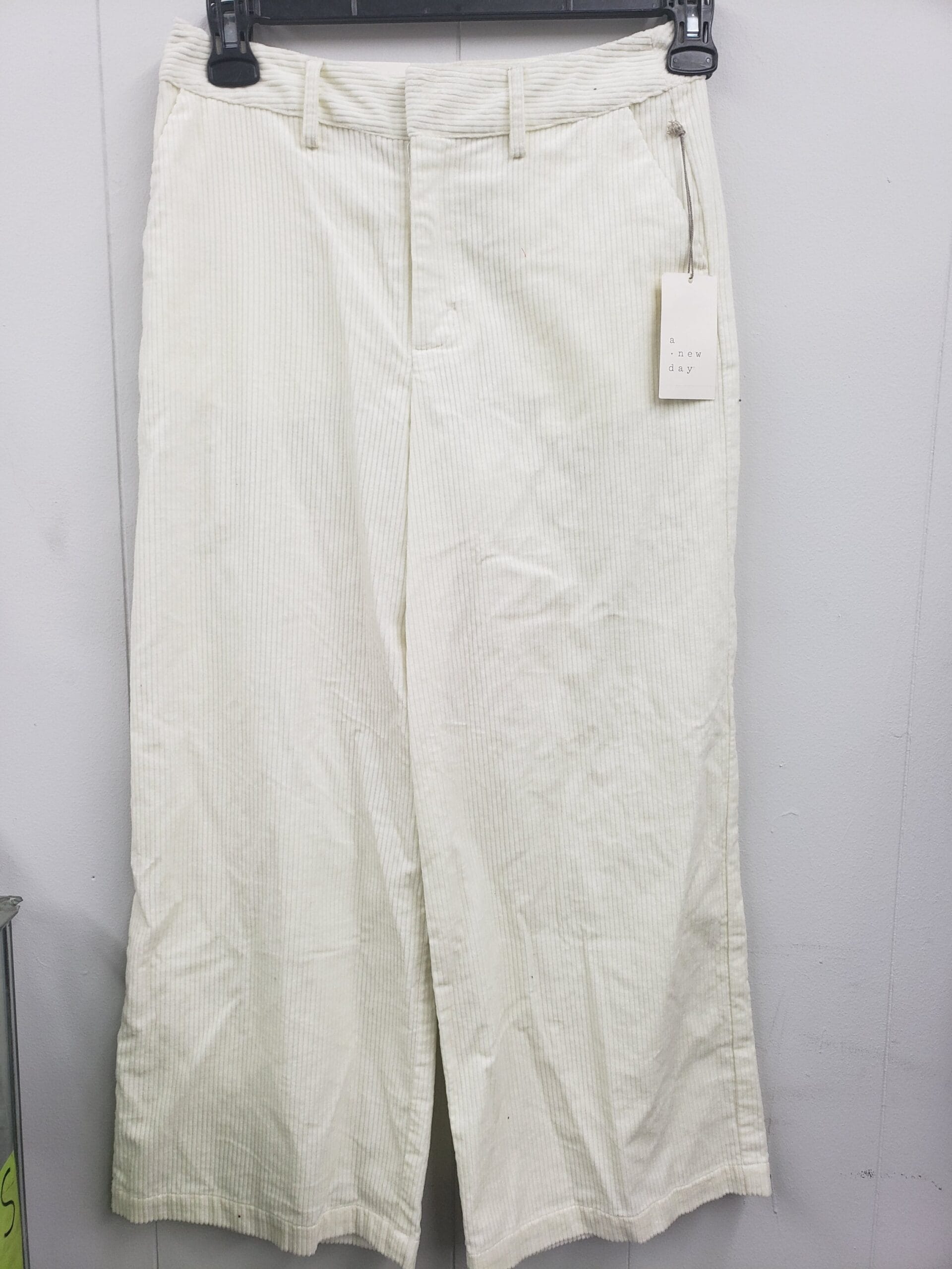 Women's High-Rise Wide Leg Cropped Corduroy Pants - A New Day. Size 4
