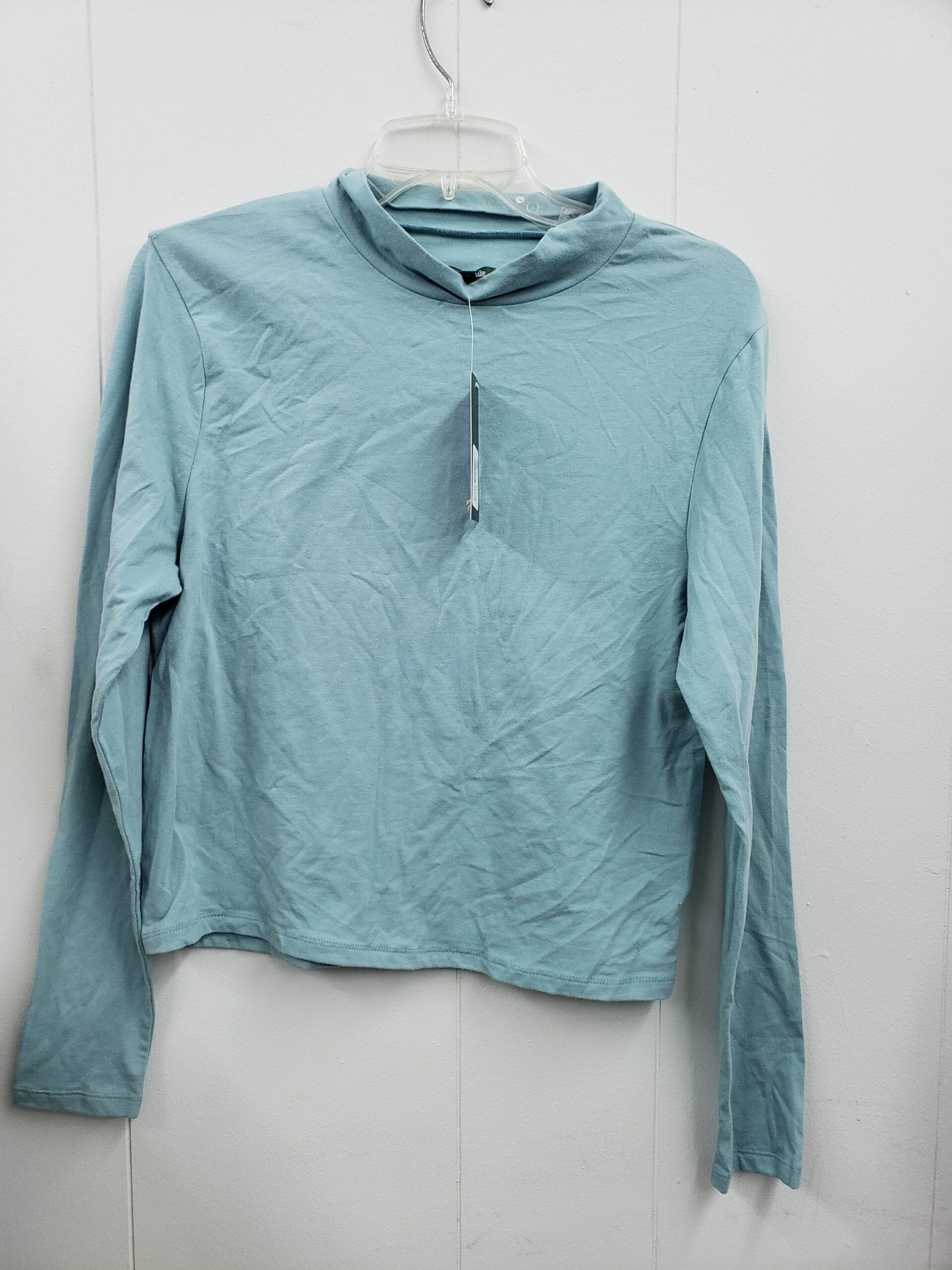 Women's Long Sleeve Cropped Mock Turtleneck Shirt Top. Size XXL Women's Long Sleeve Cropped Mock Turtleneck Shirt Top. Size XXL