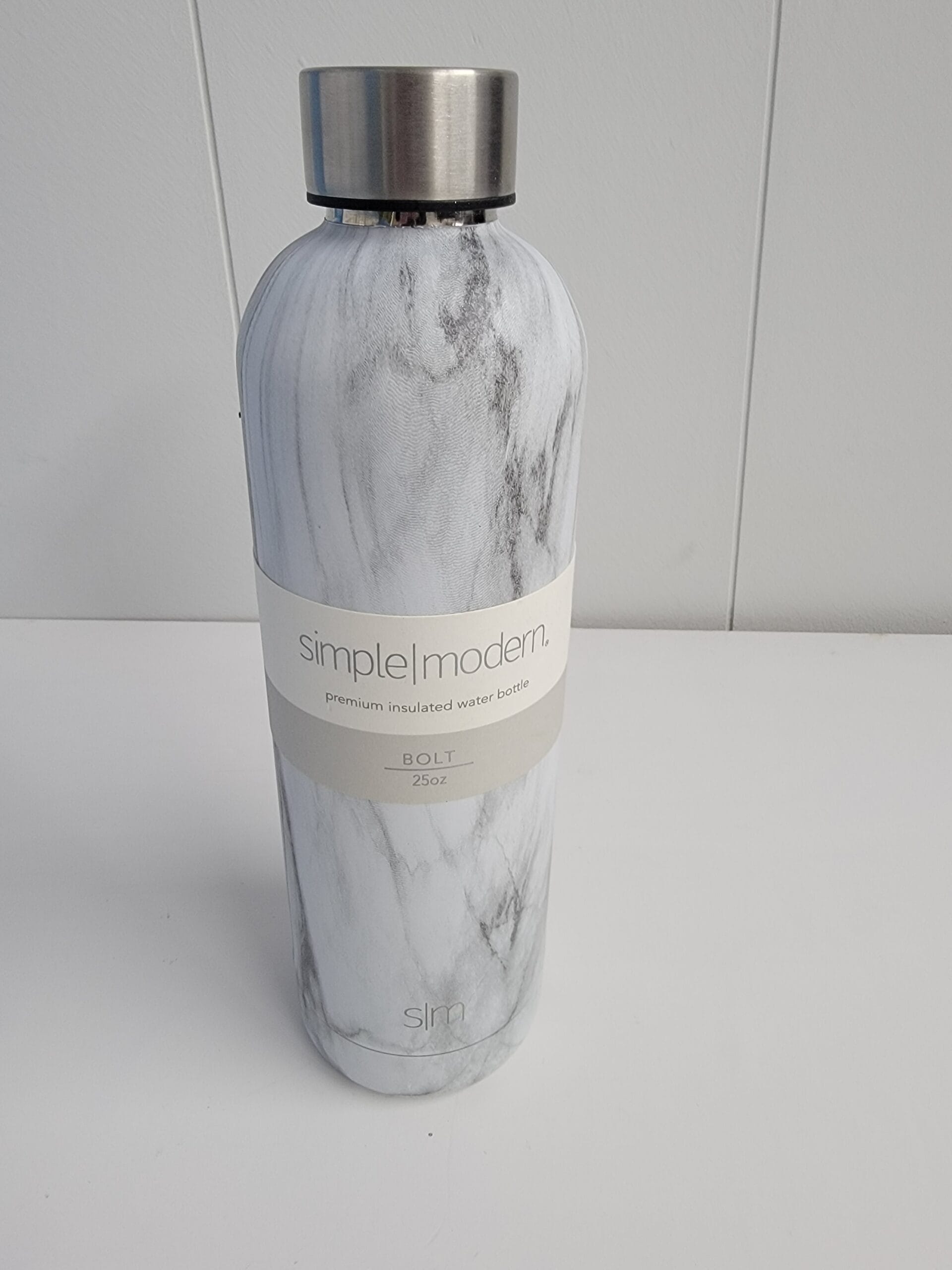 Simple Modern 25oz Stainless Steel Water Bottle Marble