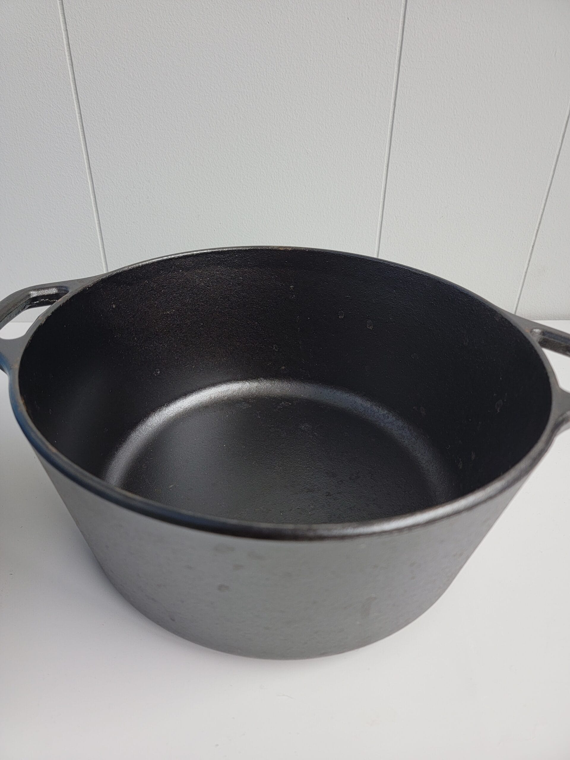 Lodge 5qt Cast Iron Dutch Oven