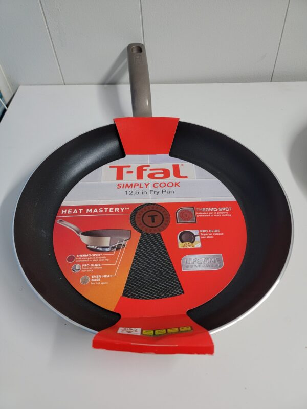 T-fal Simply Cook Nonstick Cookware, Fry Pan, 12.5", Champagne