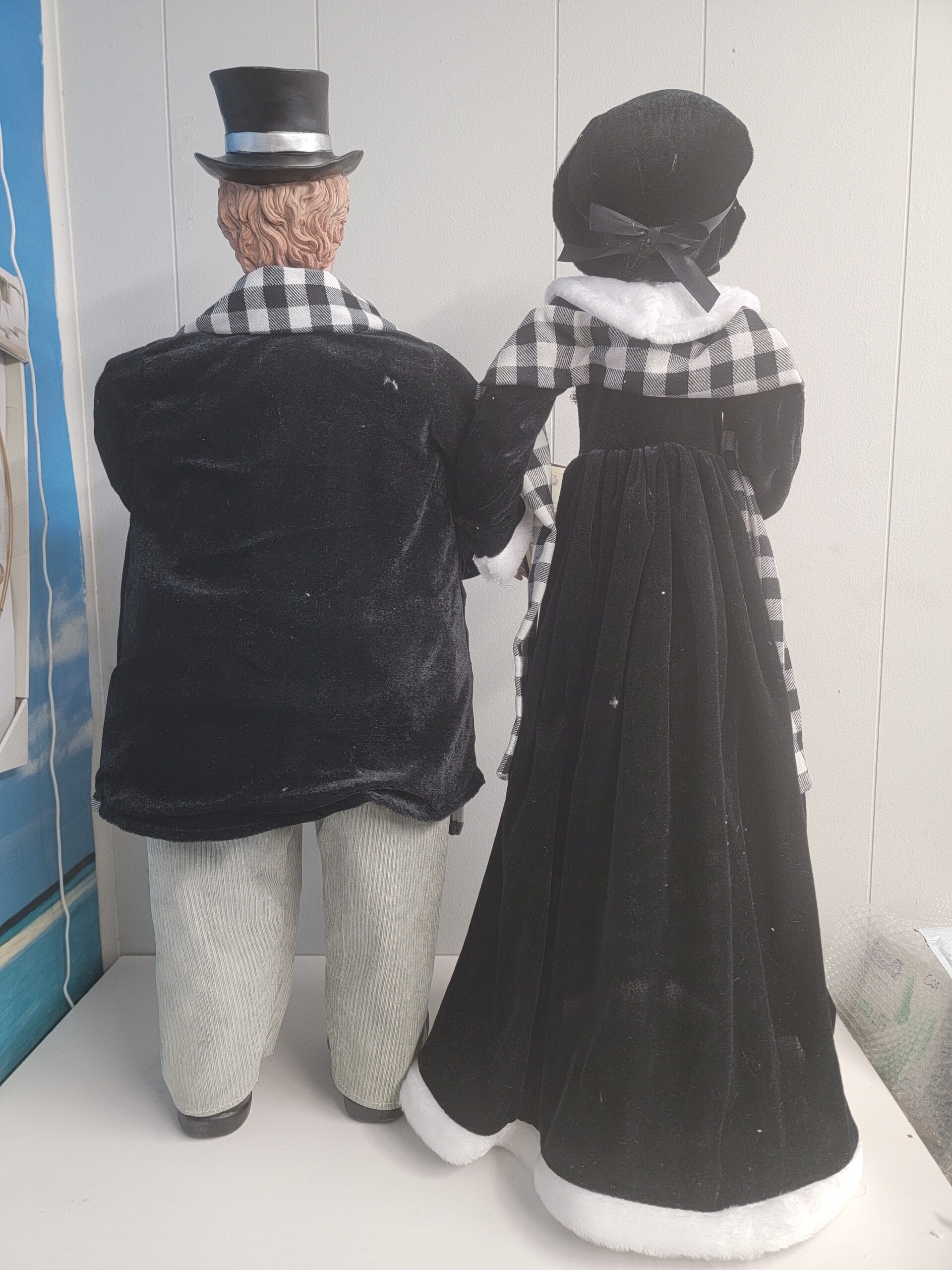 S/2 35" Dickens Carolers White Adult Figures by Valerie S/2 35" Dickens Carolers White Adult Figures by Valerie
