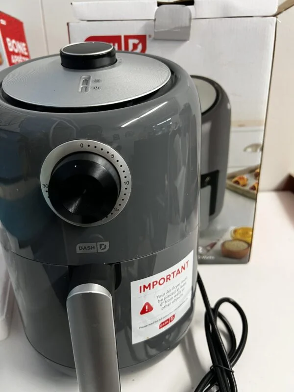Dash 1000W 2qt Single-Basket Compact Air Fryer Gray