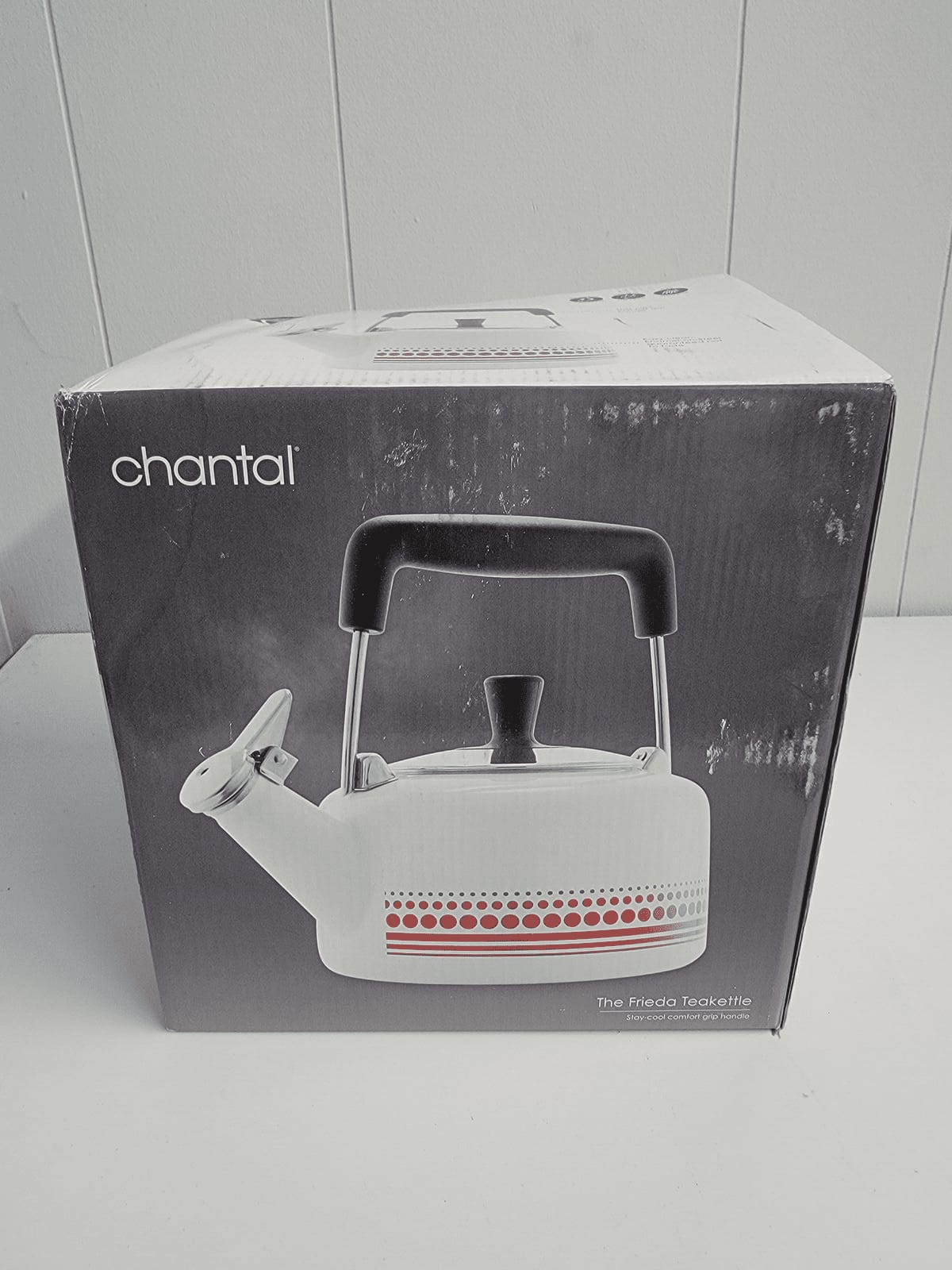 Limited Edition Frieda Teakettle White  1.4 QT.