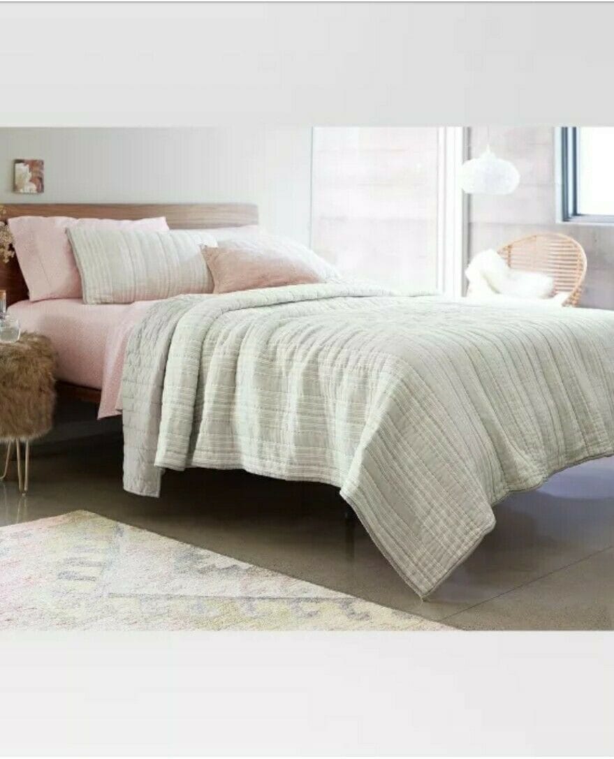 Gray Stitched Stripe Quilt (King) - Threshold